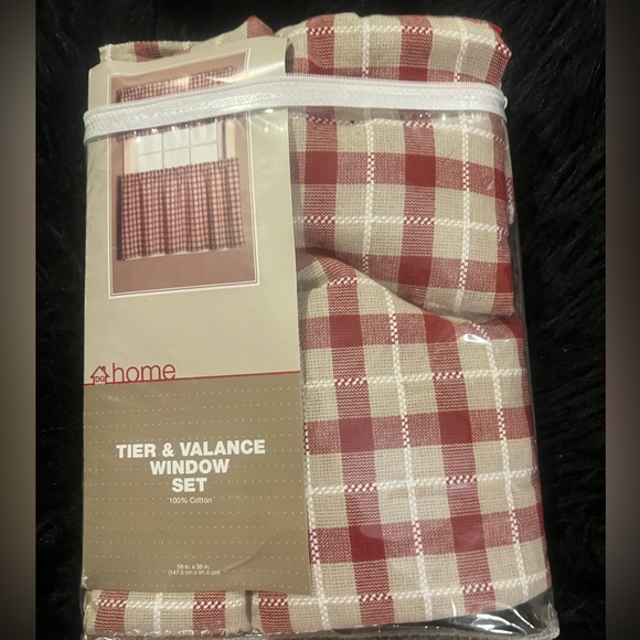 New Checkered Tier & Valance Window Set! - Picture 3 of 14